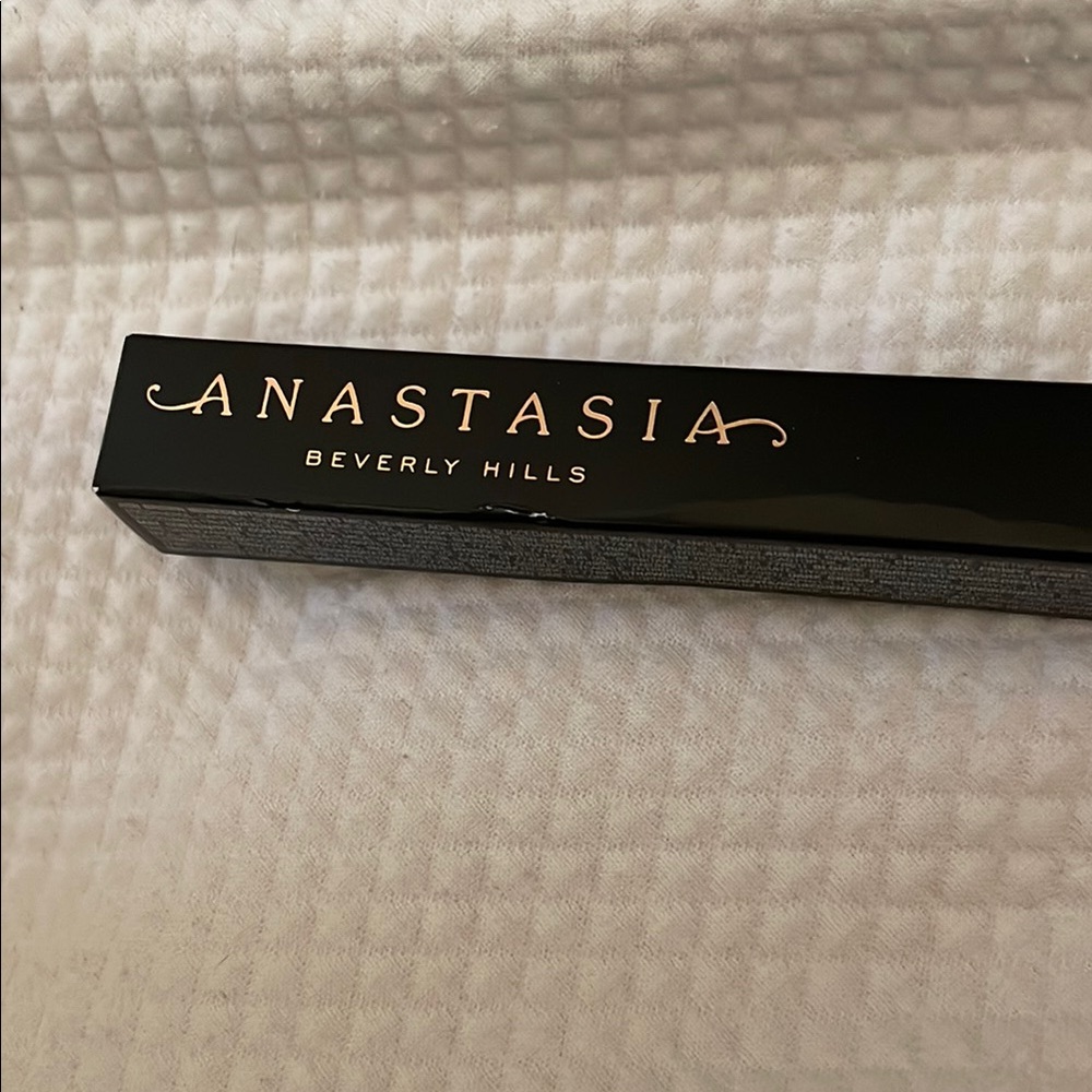 Anastasia Beverly Hills Black Eyeliner